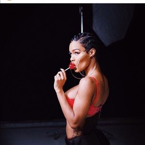 Meet your Posher, Walter